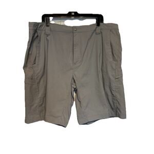 Reel Legends Men's Cargo Shorts Size 44 Performance Fishing Knife 8 Pockets